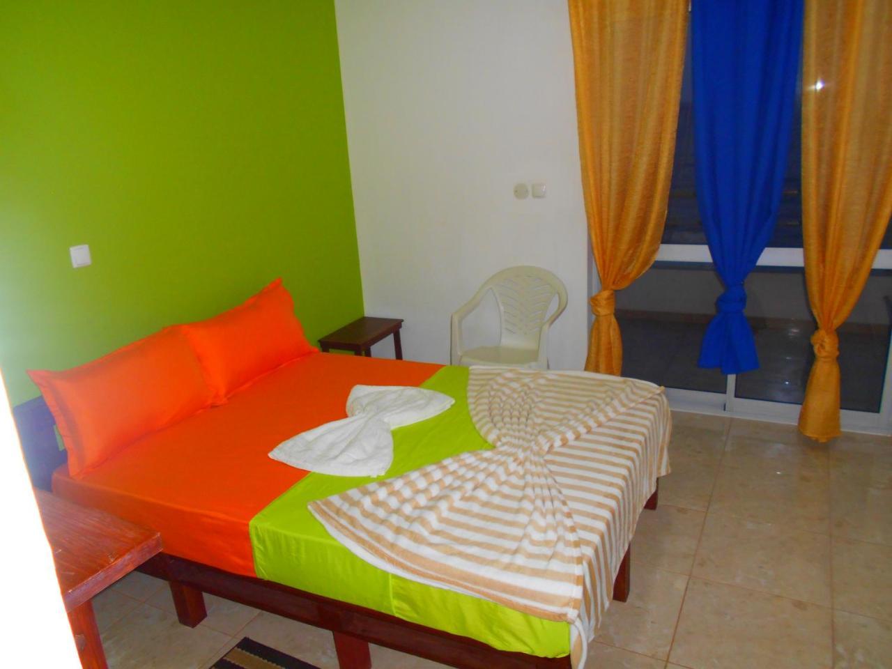 Guest House Frontera Pinto Экстерьер фото